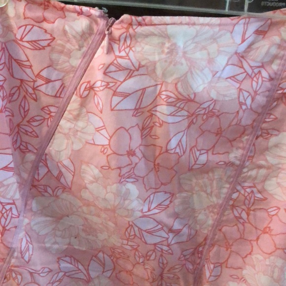 Skirt - Picture 6 of 6